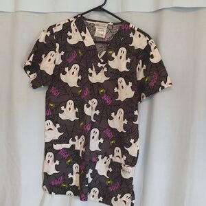 Uniform Advantage UA Scrub top Halloween ghosts Size Small